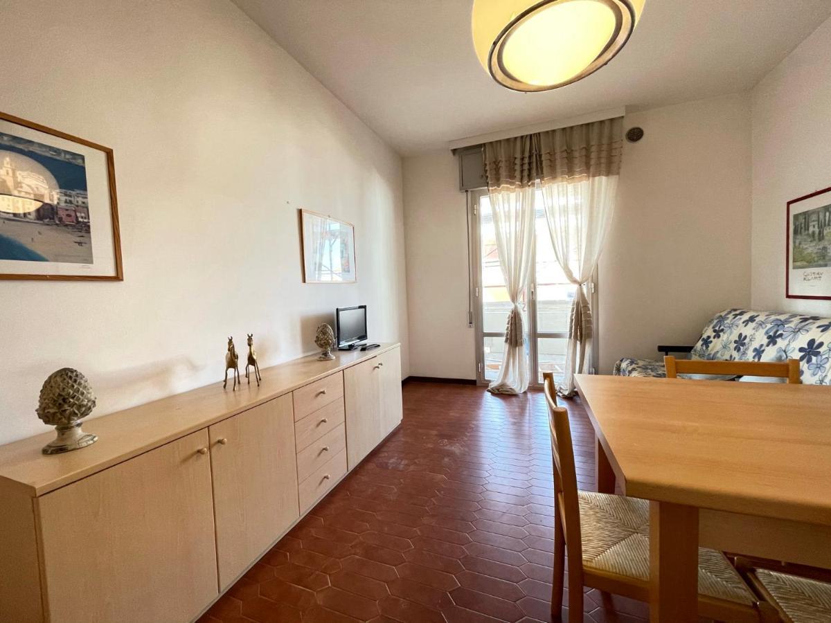 Residence Faro - Walterigato Apartments Solo Per Famiglie Lido di Jesolo Exterior foto