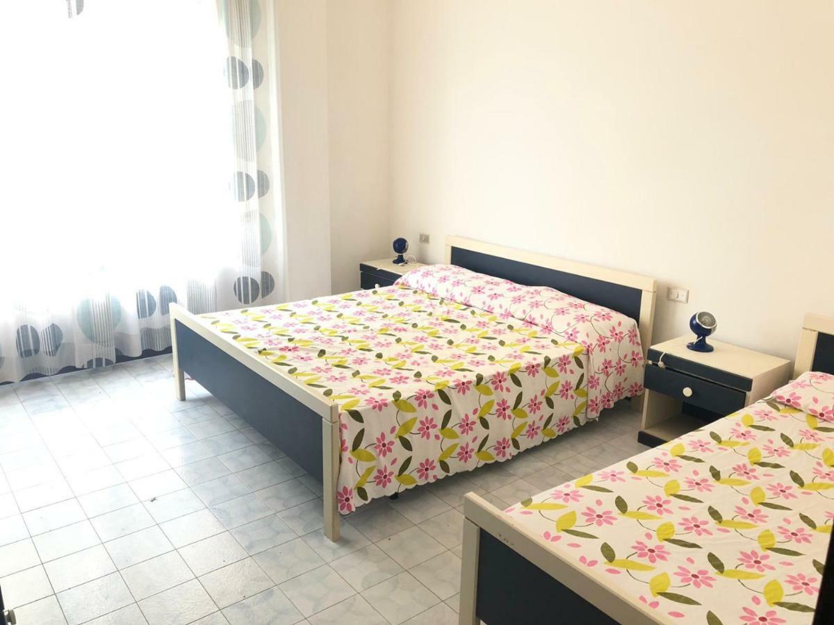 Residence Faro - Walterigato Apartments Solo Per Famiglie Lido di Jesolo Exterior foto